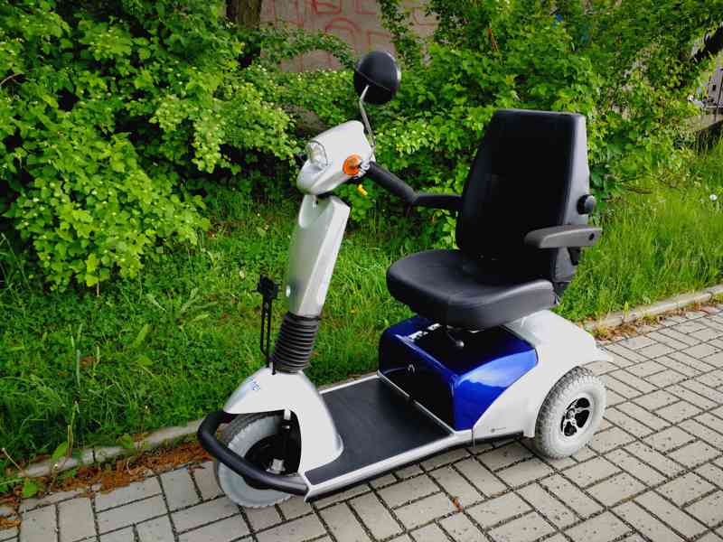 Elektrický invalidní skútr, vozík - WINNER