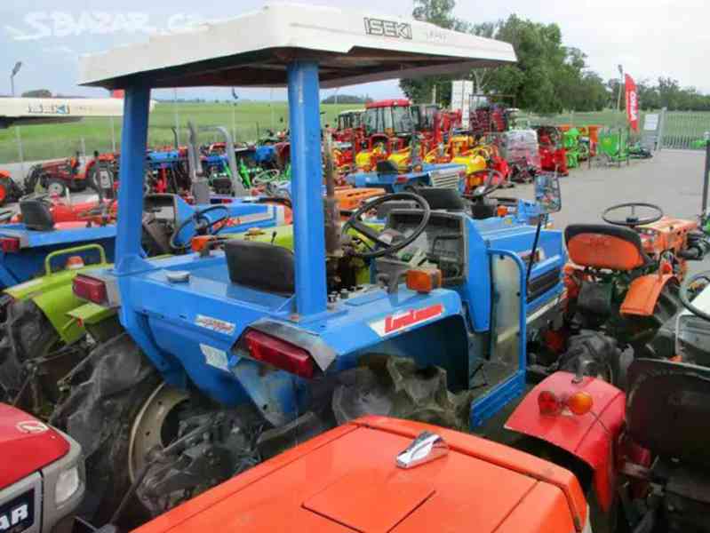 Malotraktor Iseki TA 247 se stříškou - foto 2