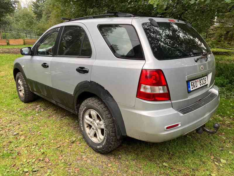 Kia Sorento, 2.5 CRDi, 4x4, nová STK, tažné - foto 10