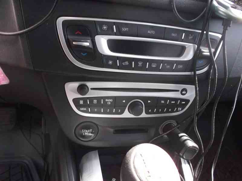 Renault Megane 1,5 dCi - foto 7