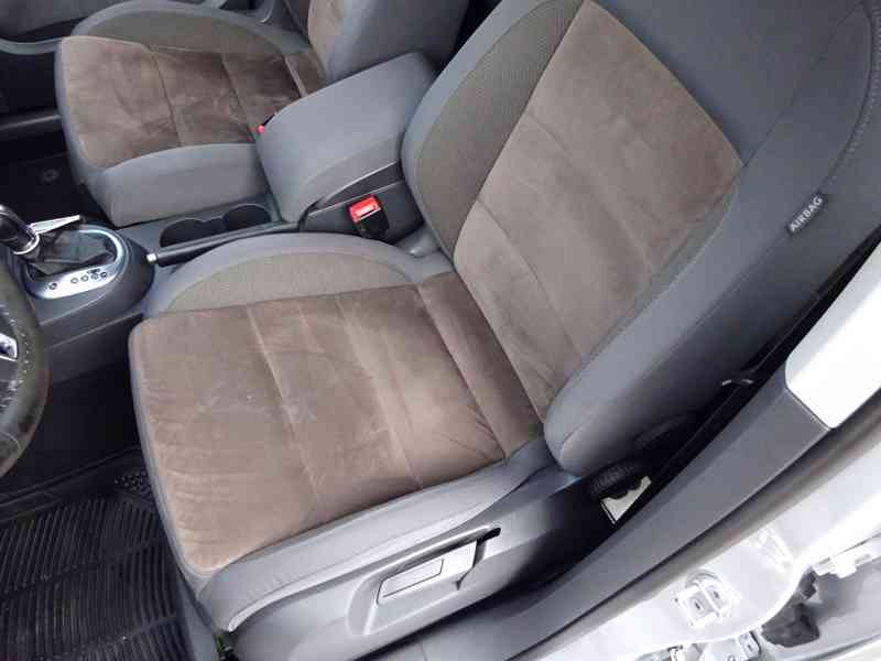 VW Touran 1.6 TDI r.v.2011 (77 KW)  - foto 12