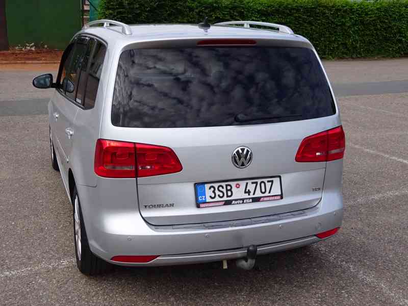 VW Touran 1.6 TDI r.v.2011 (77 KW)  - foto 4