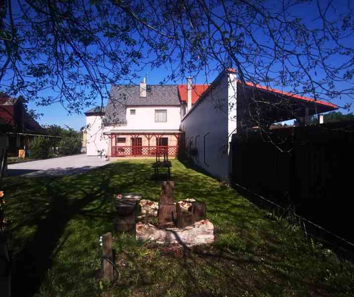 Prodej rodinného domu s velkou terasou Loučeň - foto 9
