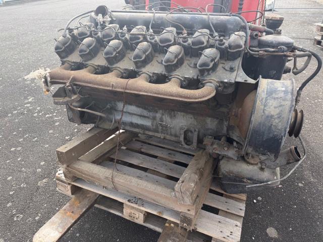 Tatra 111 MOTOR  - foto 6