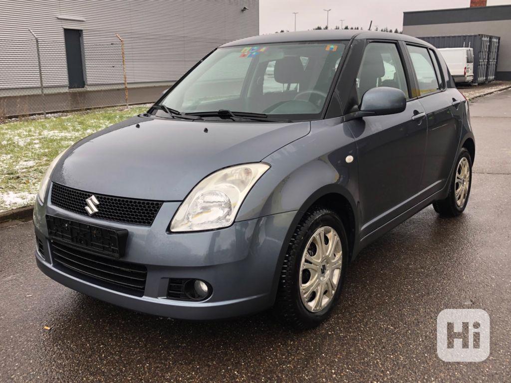 Suzuki Swift 1.3i Snow 4x4 benzín 68kw - foto 1
