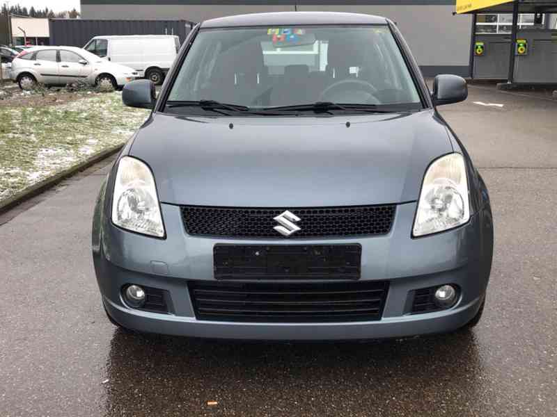 Suzuki Swift 1.3i Snow 4x4 benzín 68kw - foto 4