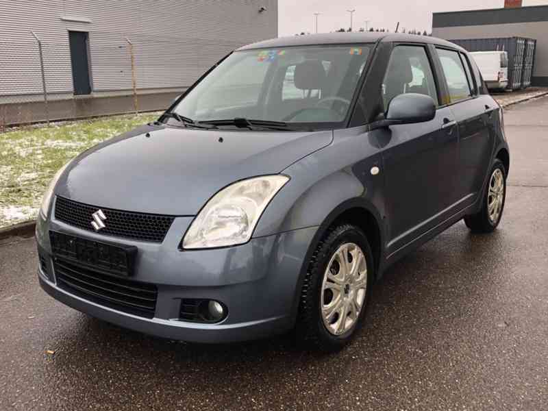 Suzuki Swift 1.3i Snow 4x4 benzín 68kw - foto 1
