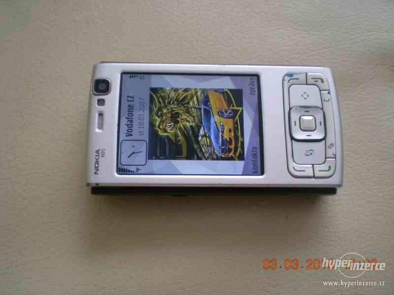 Nokia N95 - plně funkční mobilní telefony z r. 2007 - foto 3