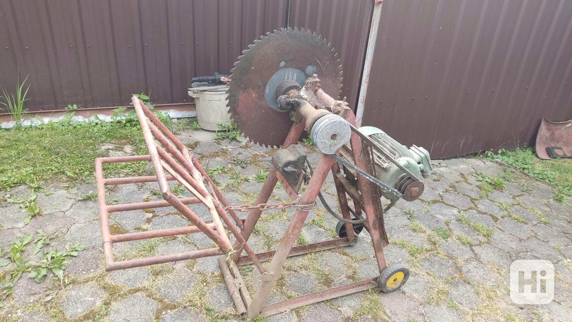 Cirkulárka s kolebkou 380v - foto 1