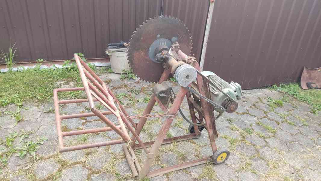 Cirkulárka s kolebkou 380v