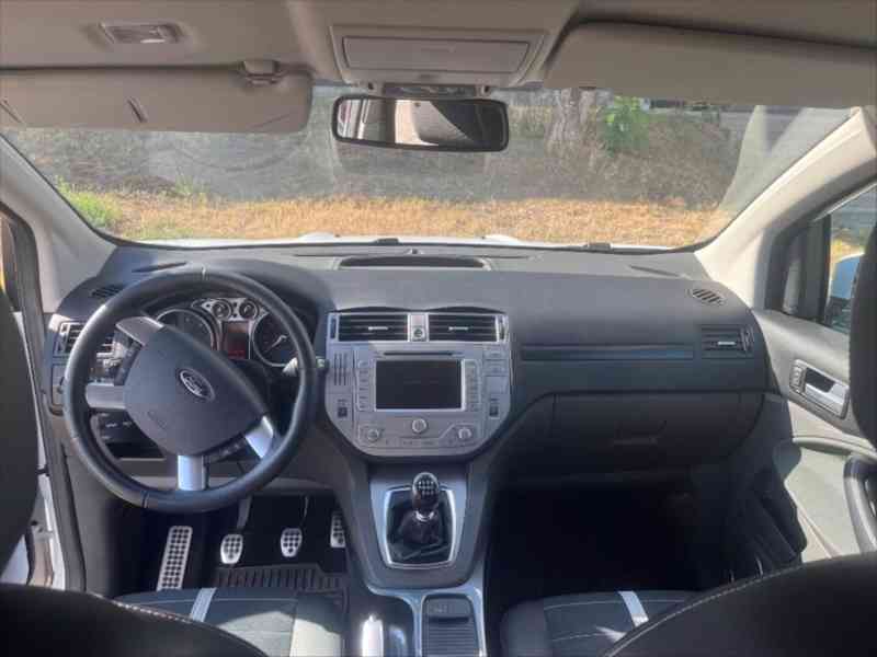 Ford Kuga 4X4 120KW, NAFTA - foto 7