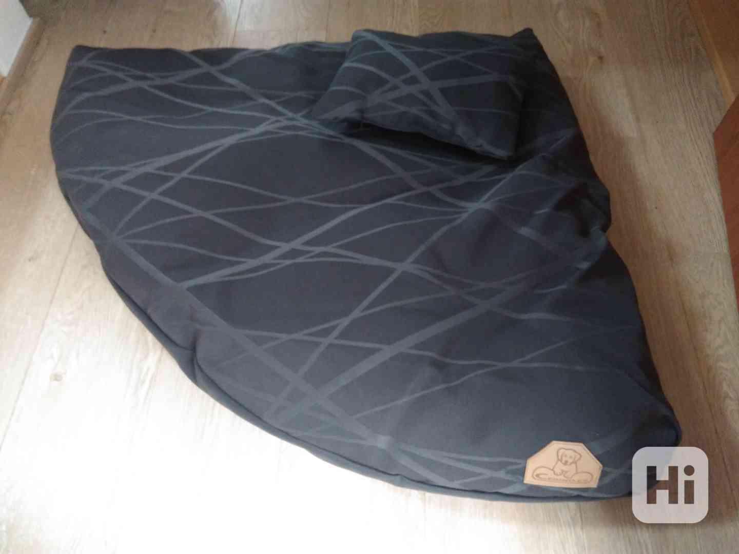 Psí pelíšek - foto 1