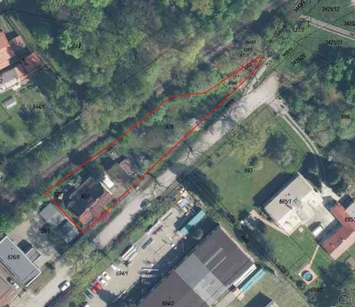 Rodinný dům se zahradou 1399 m², Orlová-Poruba - foto 2