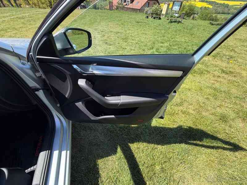 Škoda Octavia 1,6   TDI Combi - foto 4