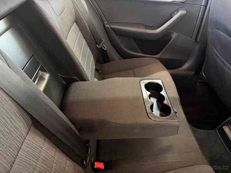 Škoda Octavia 1,6   TDI Combi - foto 15