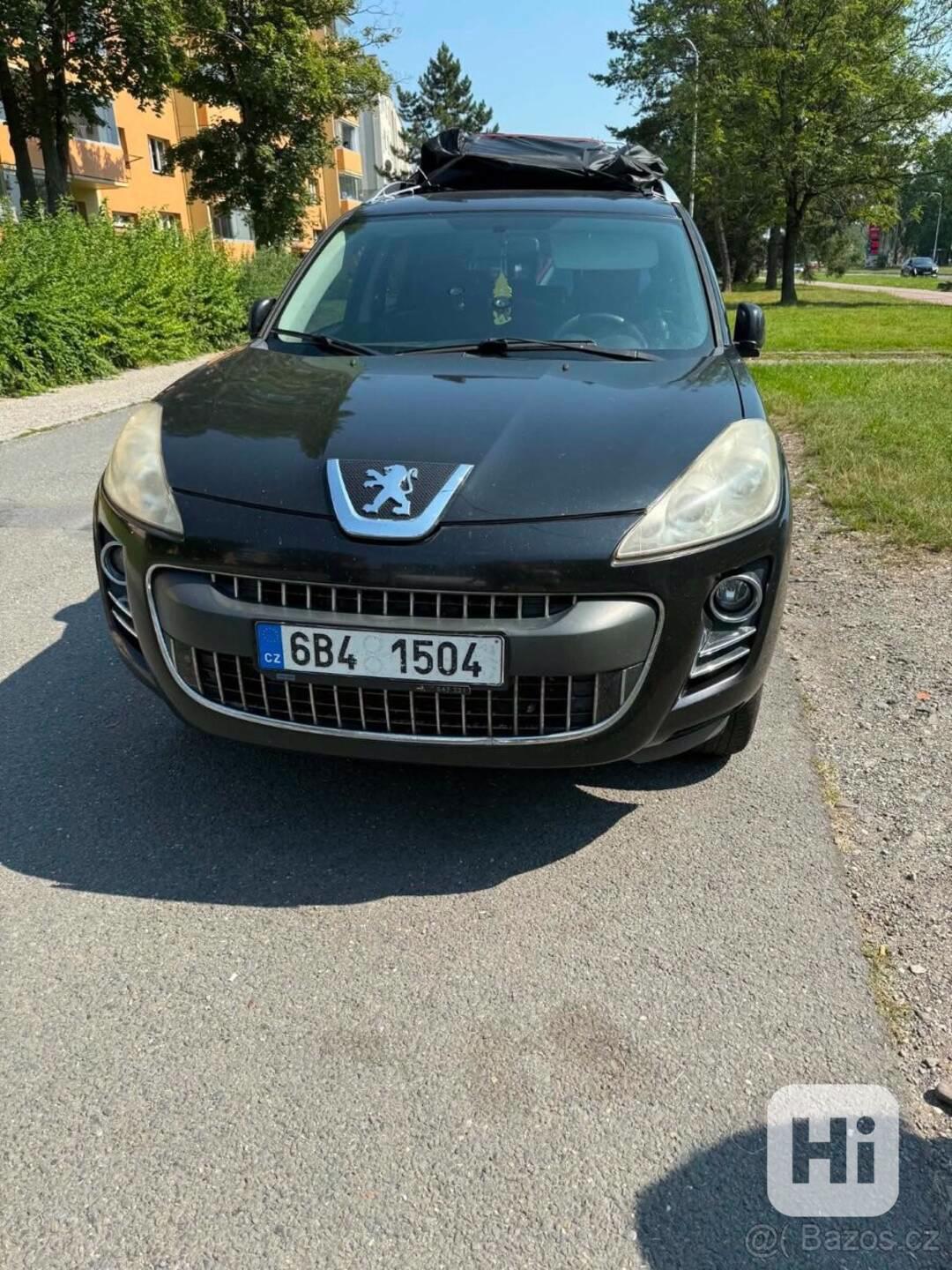 Peugeot 4007 2,2   4×4 7 míst - foto 1
