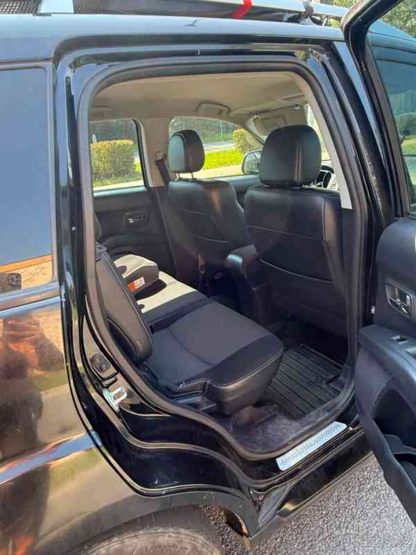 Peugeot 4007 2,2   4×4 7 míst - foto 4