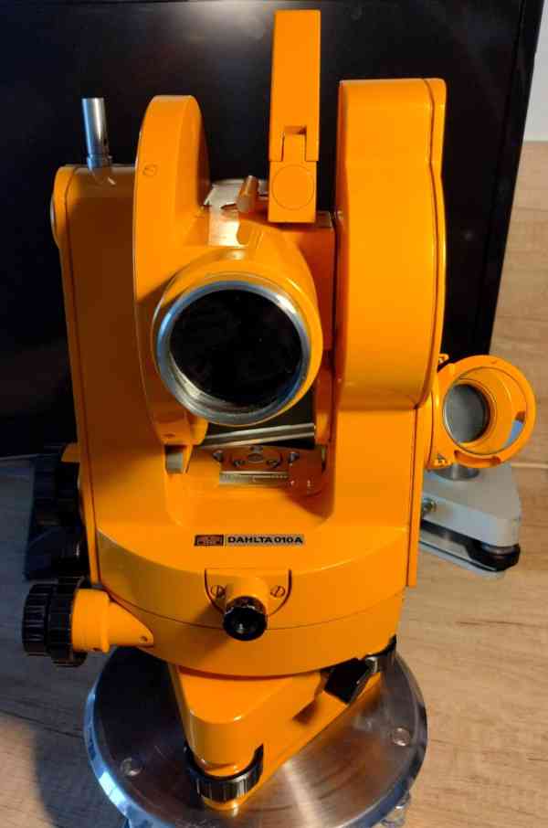 Teodolit Dahlta 010А, Carl Zeiss - foto 3