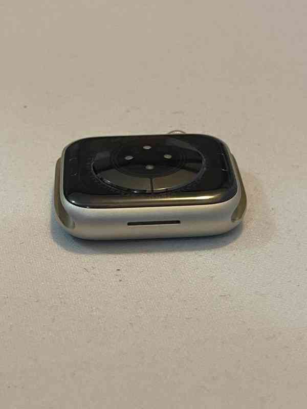 Apple Watch 9 GPS 45mm Cloud OFF vadný displej, nabíječka... - foto 7