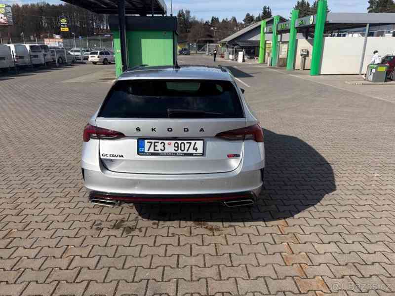 Škoda Octavia 2,0   RS TSI DSG 2024 49tis.km - foto 7