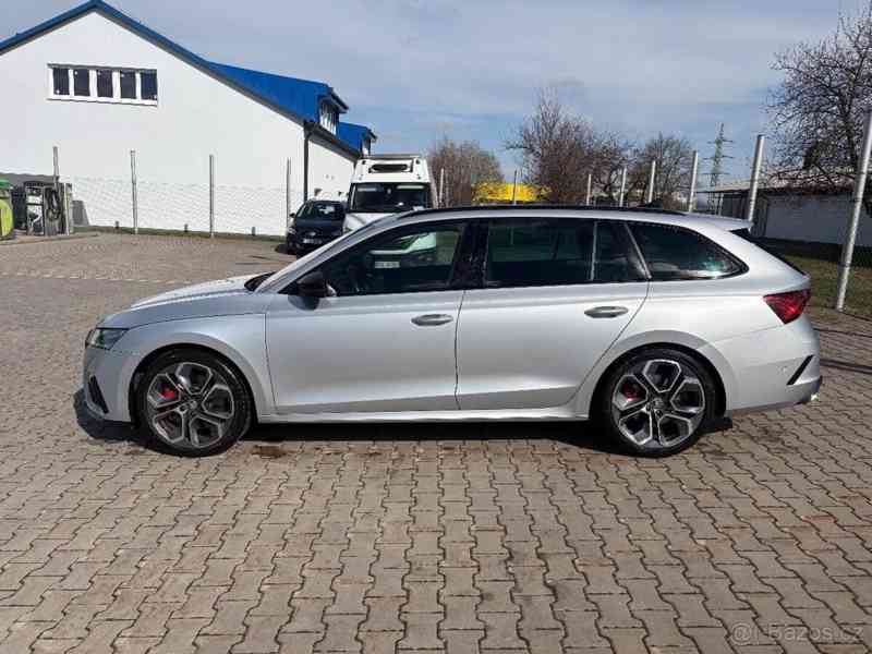 Škoda Octavia 2,0   RS TSI DSG 2024 49tis.km - foto 9