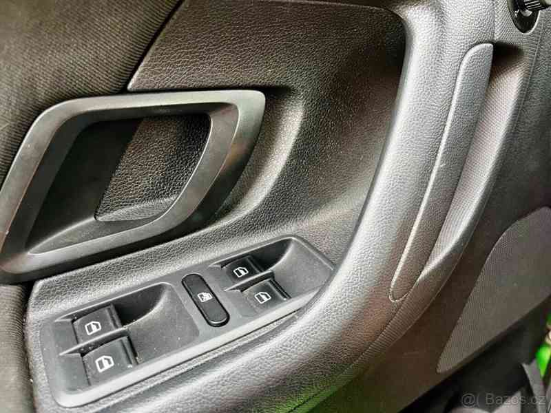 Škoda Fabia 1,2   TSI, 77 kW - foto 11