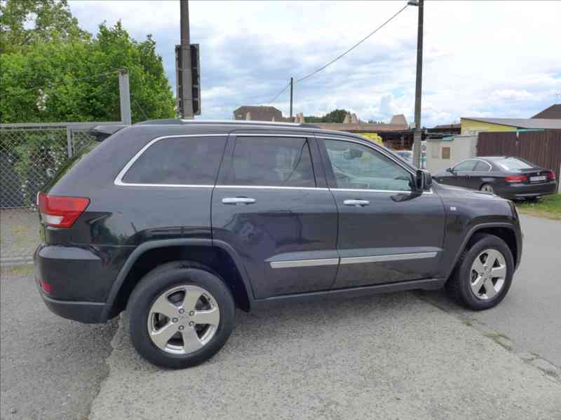 Jeep Grand Cherokee 3,0 D 4X4 - LIMITED - foto 4