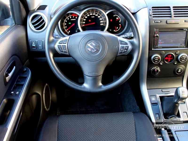 Suzuki Grand Vitara 2.4 Comfort - foto 5