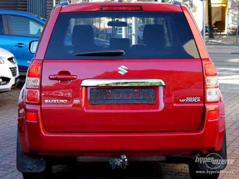 Suzuki Grand Vitara 2.4 Comfort - foto 8
