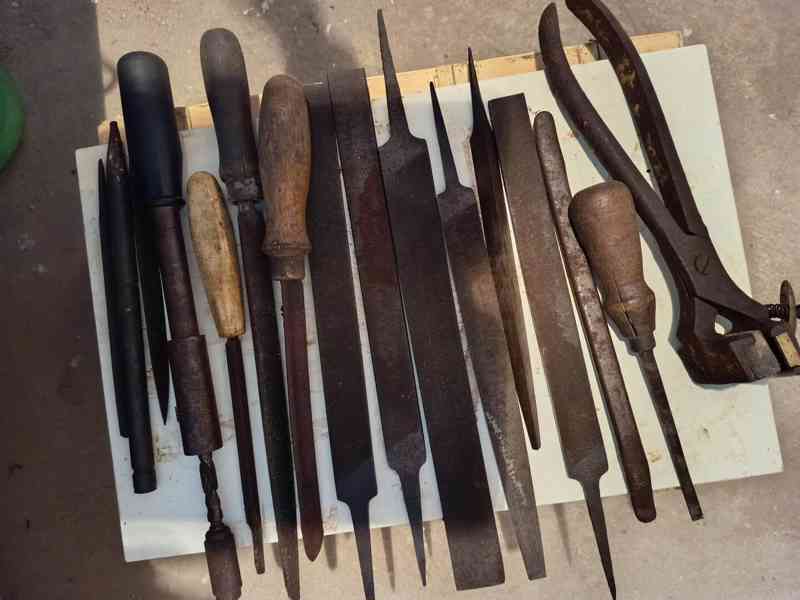Prodám soubor dílenského nářadí - foto 2