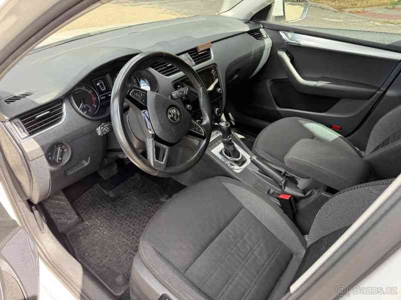 Škoda Octavia 1,5   3 Facelift Combi TSI 130kw - foto 2