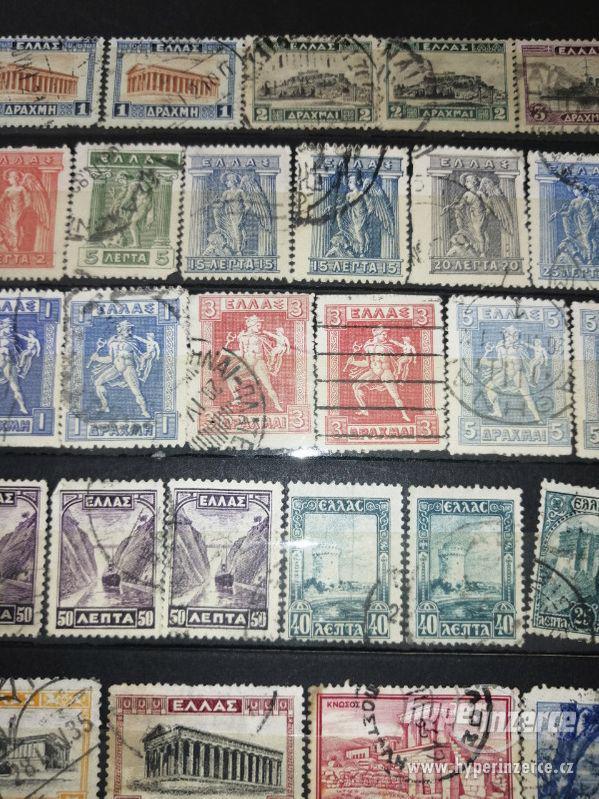 Prodám poštovní známky z celého světa zde přikládám pár fote - foto 12