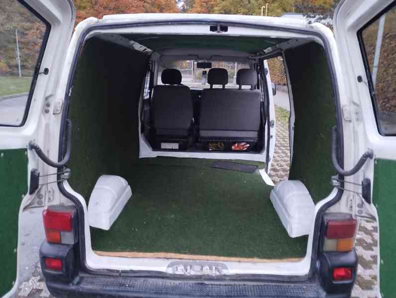 VW Transporter 1,9 TD - foto 12