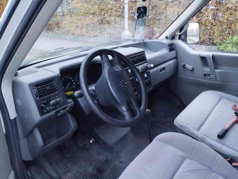 VW Transporter 1,9 TD - foto 4