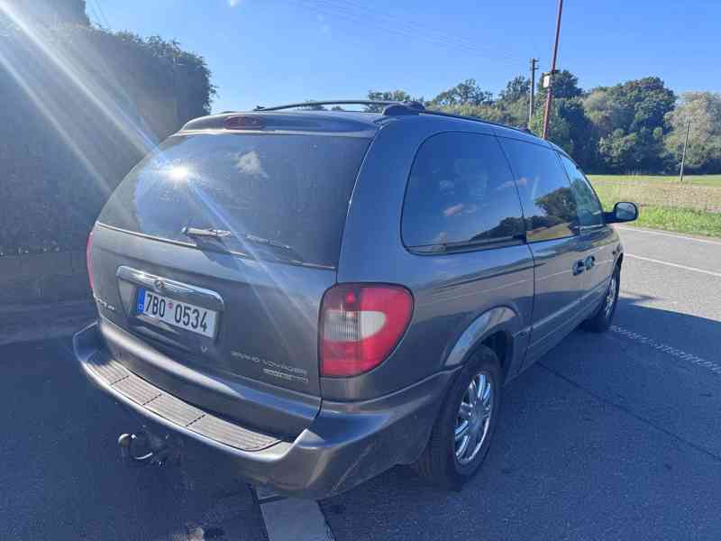 Chrysler Grand Voyager Limited 2,8 CRDi 2005 DPH - foto 4