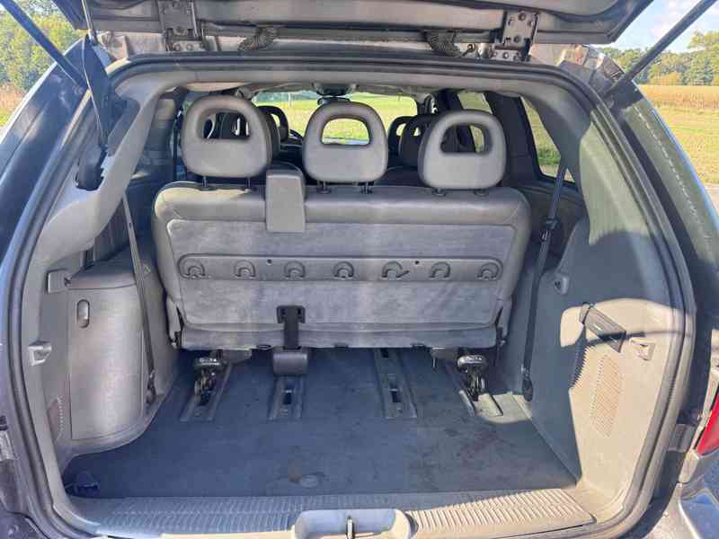 Chrysler Grand Voyager Limited 2,8 CRDi 2005 DPH - foto 7