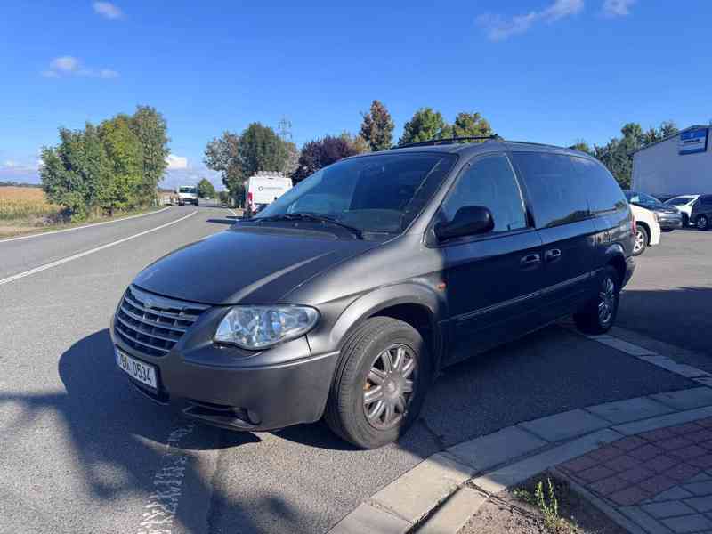 Chrysler Grand Voyager Limited 2,8 CRDi 2005 DPH - foto 2