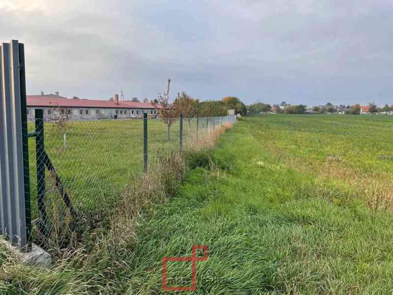 Prodej stavebního pozemku 803 m2 / Štarnov - foto 2