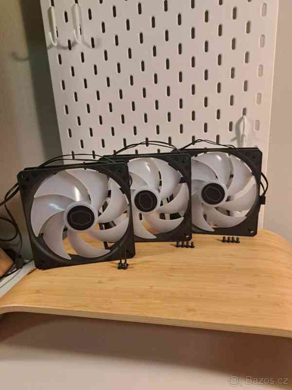 Ventilátory Cooler Master - 3x 140mm + 1x 120mm - foto 2
