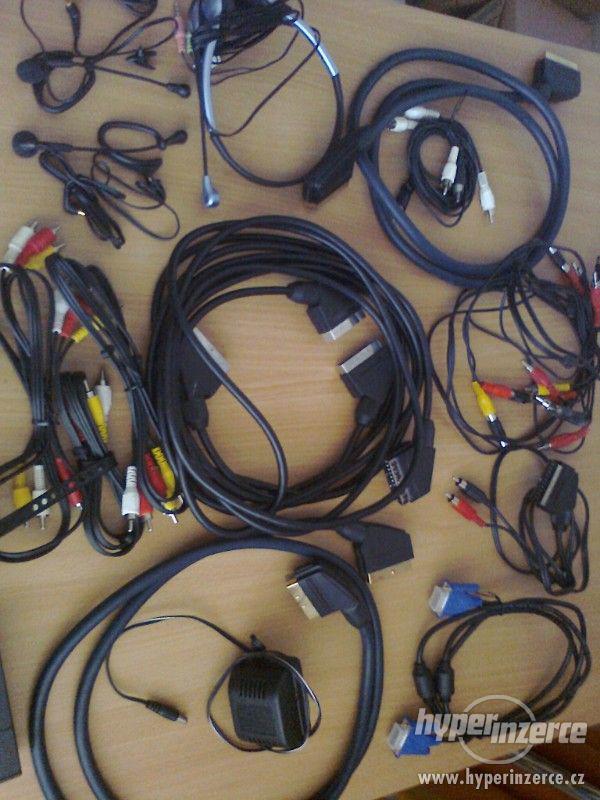 Prodám různé propojovací kabely - foto 12