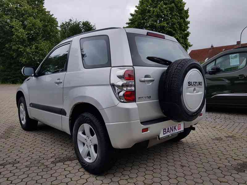 Suzuki Grand Vitara 1.6i City benzín 78kw - foto 11