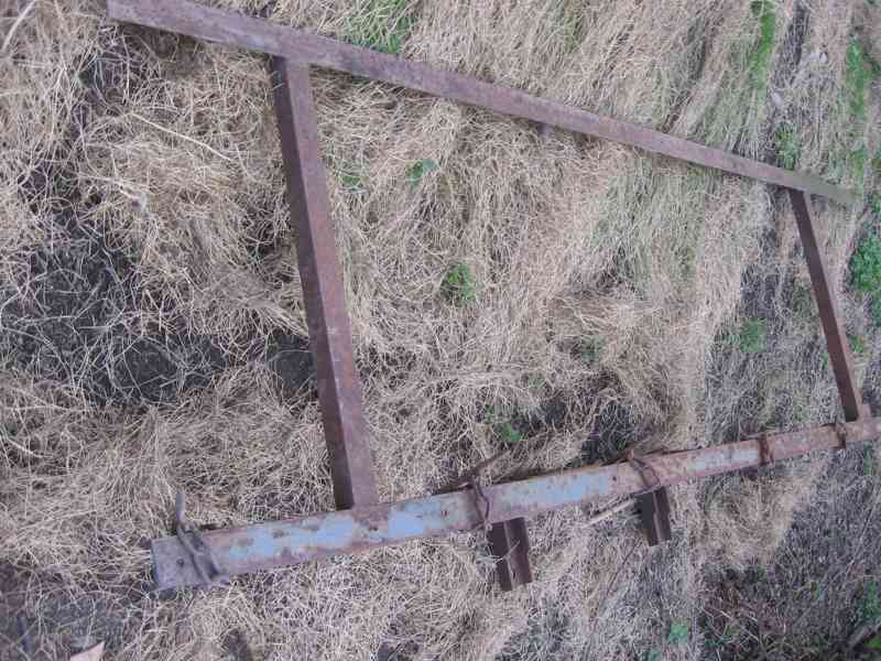 brána, ostří na pluh, hrobkovač,radlice, závěs, rám na brány - foto 3