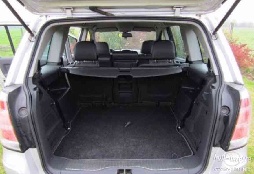 Opel Zafira 1.9 CDTi - foto 6