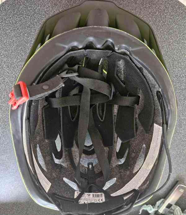 helmy na kolo nebo kolobezku - foto 3