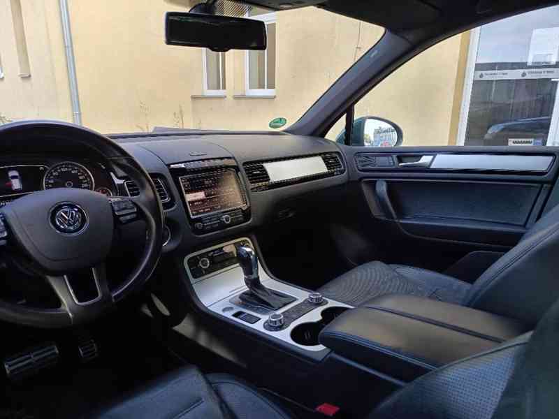 VOLKSWAGEN Touareg 3,0TDI 4Motion ČR 1maj DPH - foto 21