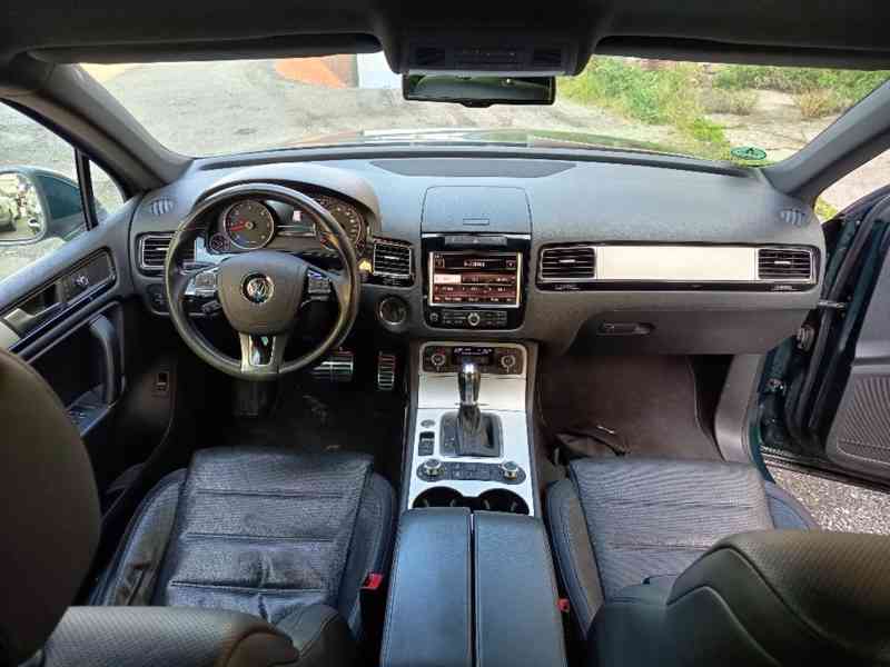 VOLKSWAGEN Touareg 3,0TDI 4Motion ČR 1maj DPH - foto 17