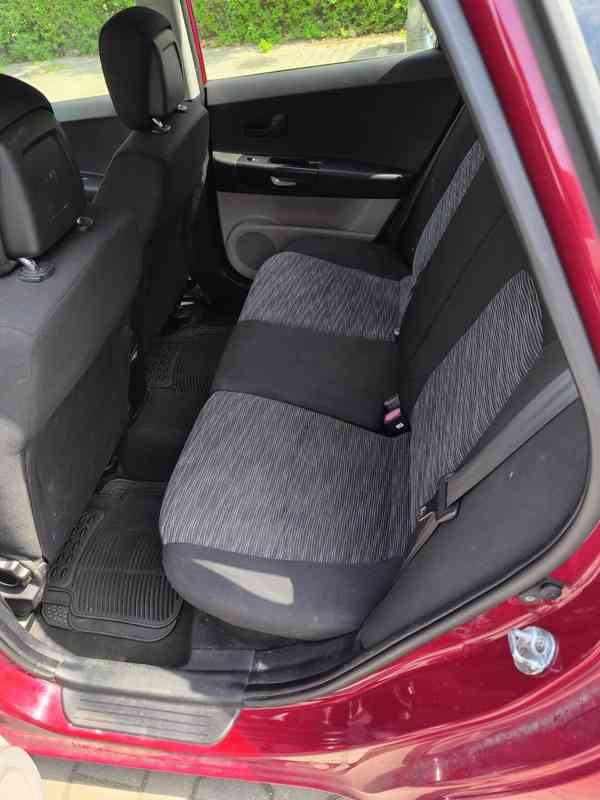 Kia Ceed Combi 1.4 16V Comfort Plus - foto 6