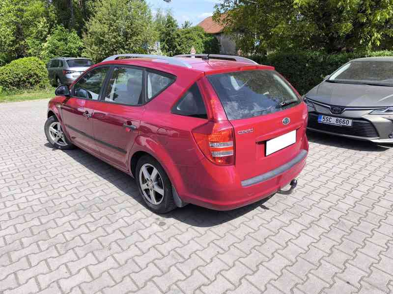 Kia Ceed Combi 1.4 16V Comfort Plus - foto 3