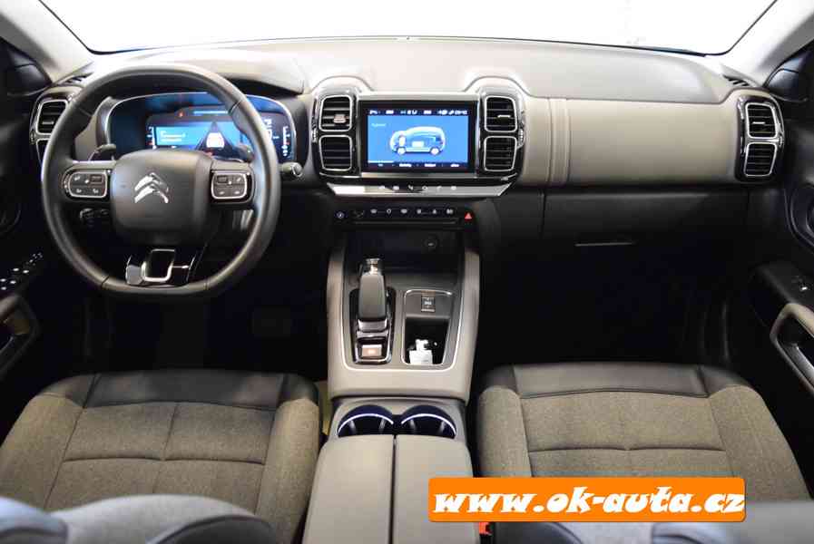 Citroën C5 Aircross HYBRID 225 ě-EAT8 165 kW-DPH 2022  - foto 12