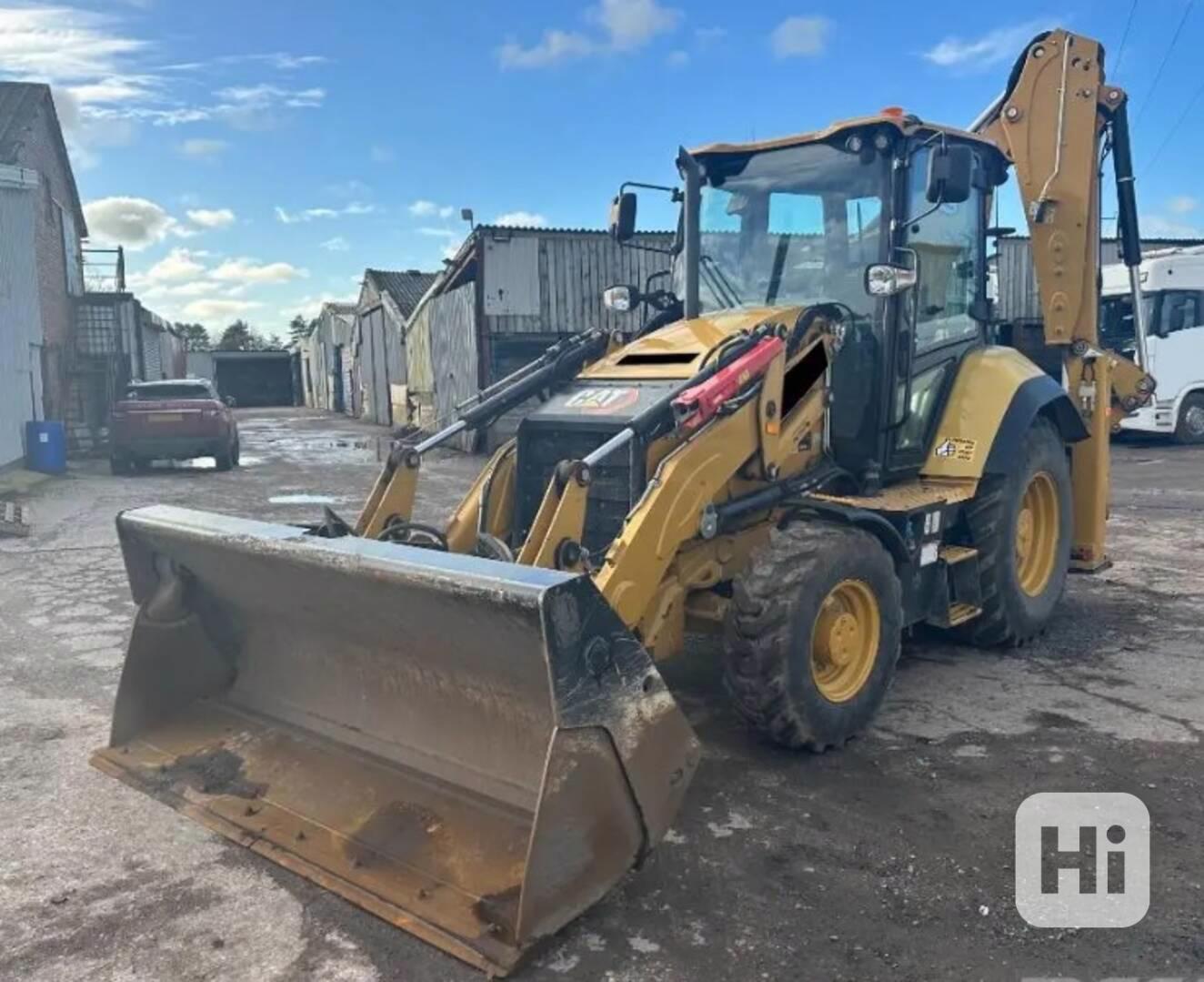 sklo sklá okno okná na stavebné stroje CAT JCB.... - foto 1